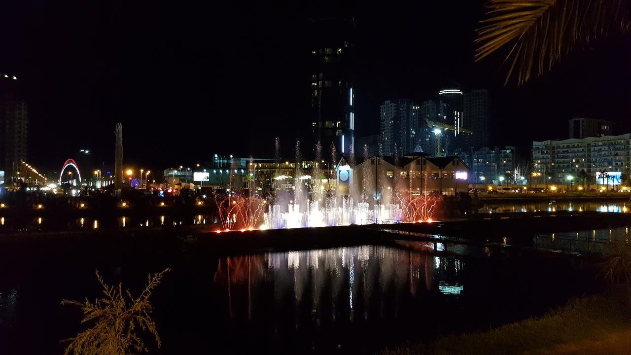 Apt Khimshiashvili 11 Apartment บาทูมิ ภายนอก รูปภาพ